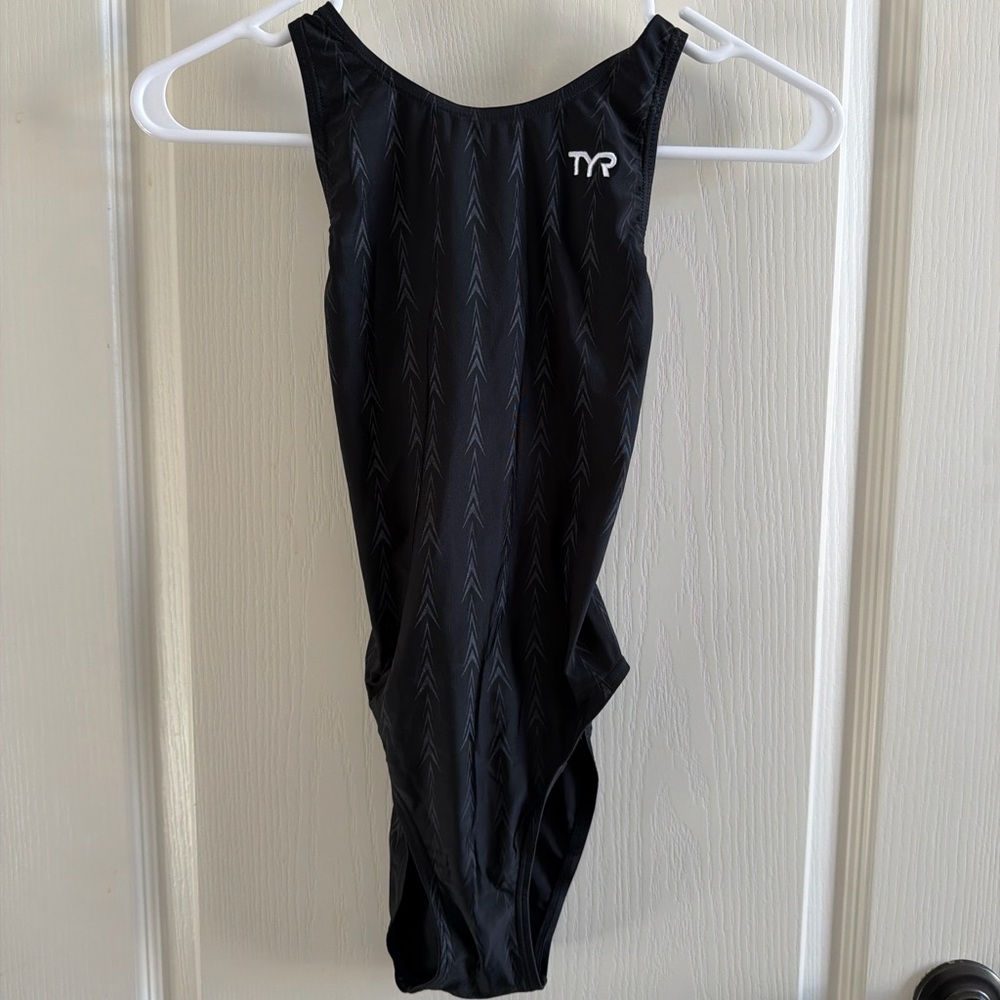 TYR Classic Black Swimwear